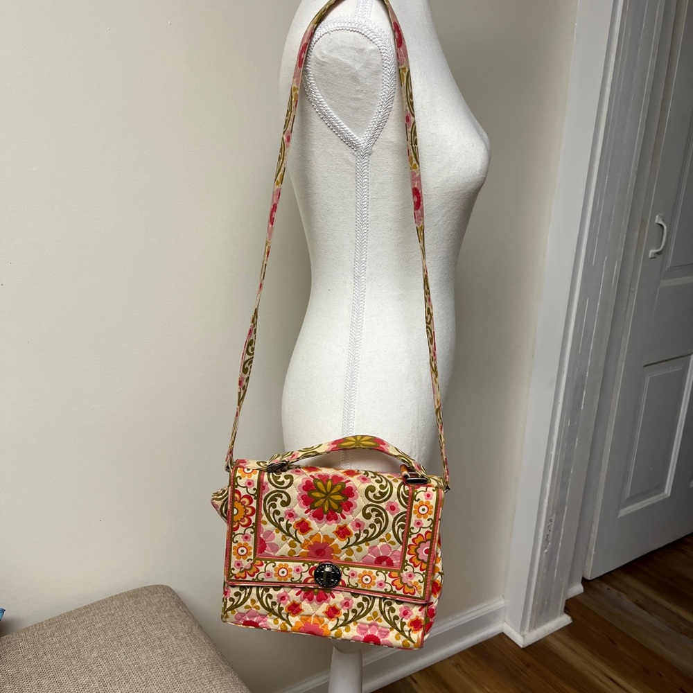 Vera Bradley shoulder/crossbody purse, GUC, vintage Julia Folkloric rigid see ⬇️ - Picture 2 of 16